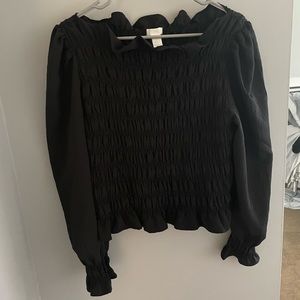 New with tags H&M smocked top